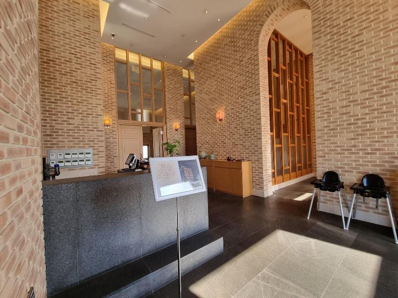 Pine Grove Hotel image