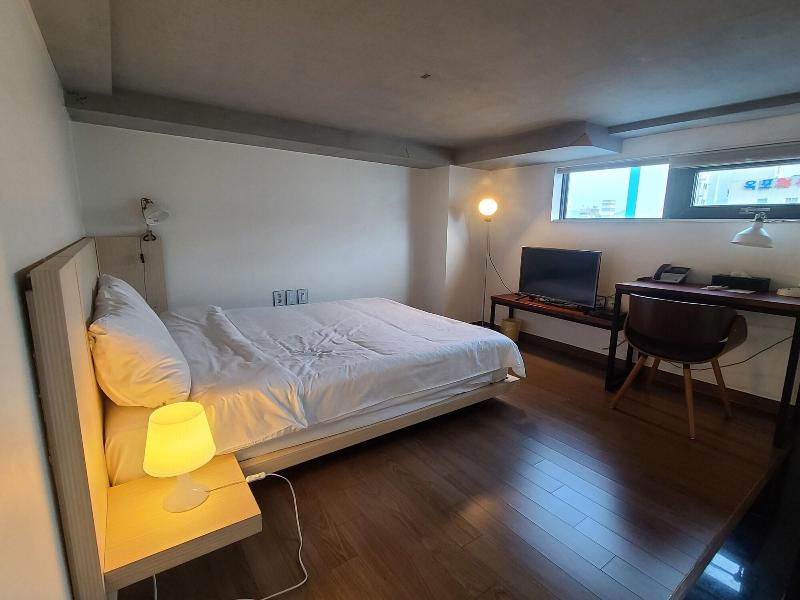 Jinwoo Prestige Hotel image