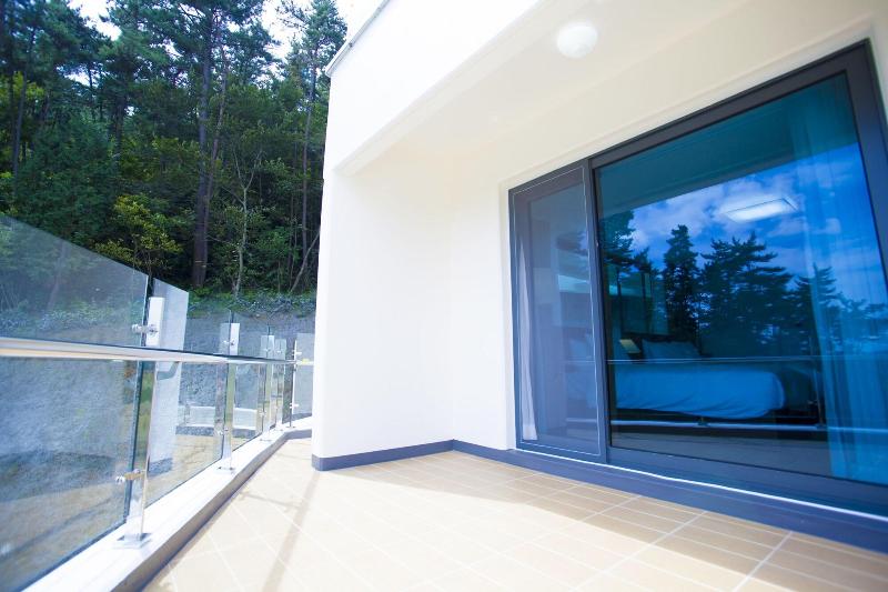 Dongwon Royal Country Club & Resort image