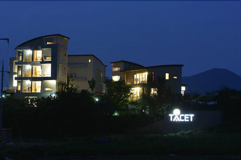 Tacet Pension image