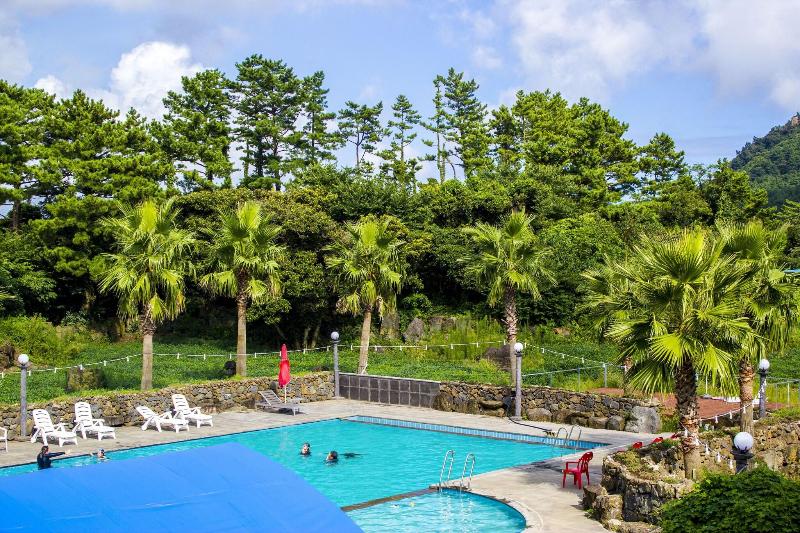 Dammora Resort image
