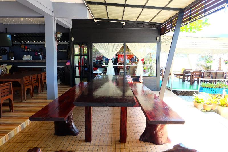 Tharadol Beach Resort image