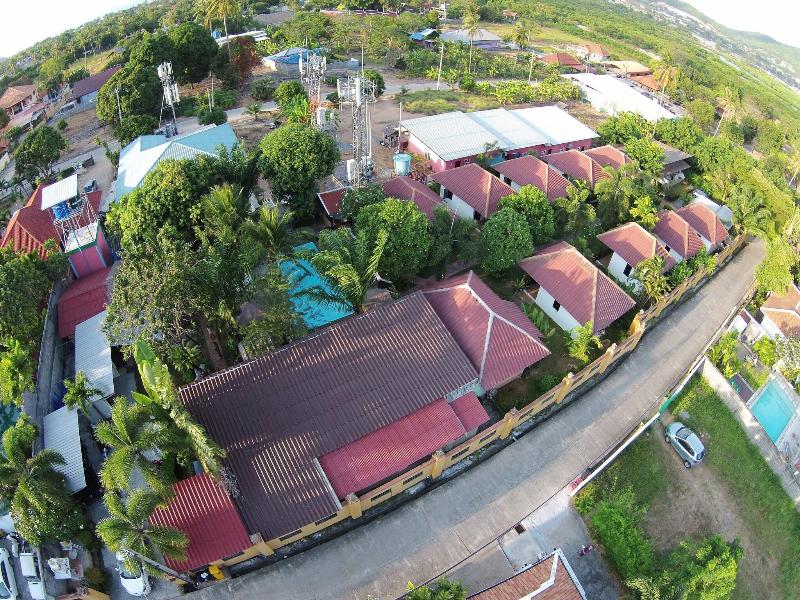 Bee Nat Garden Resort image