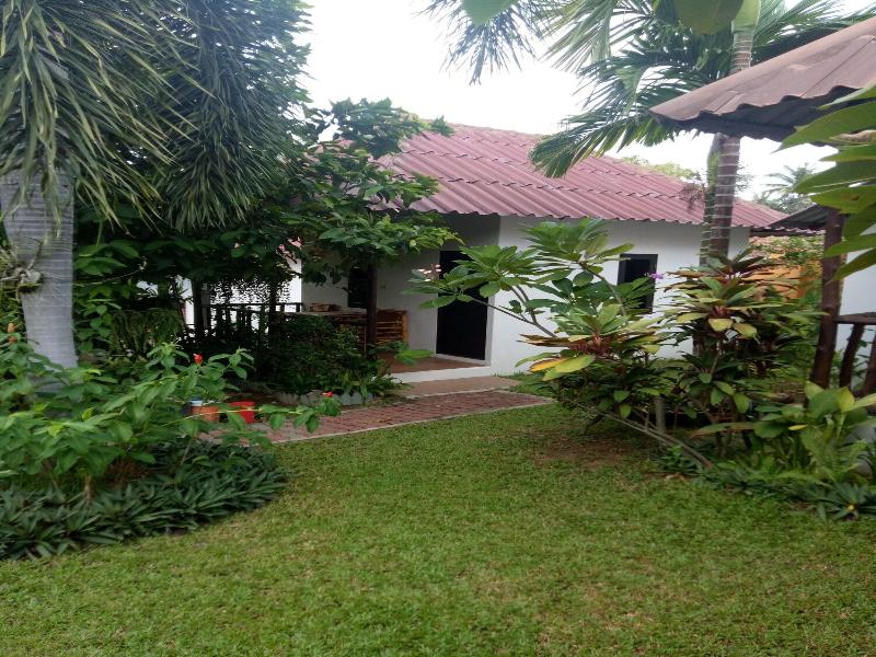 Bee Nat Garden Resort image
