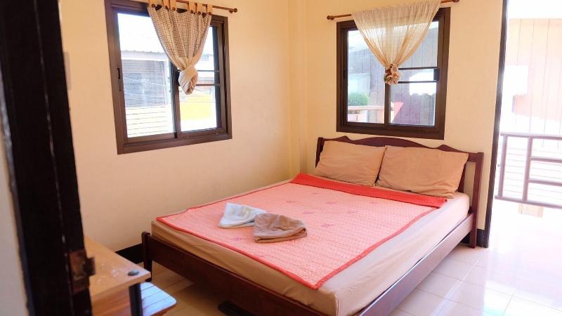 Benya Guest House Phimai image