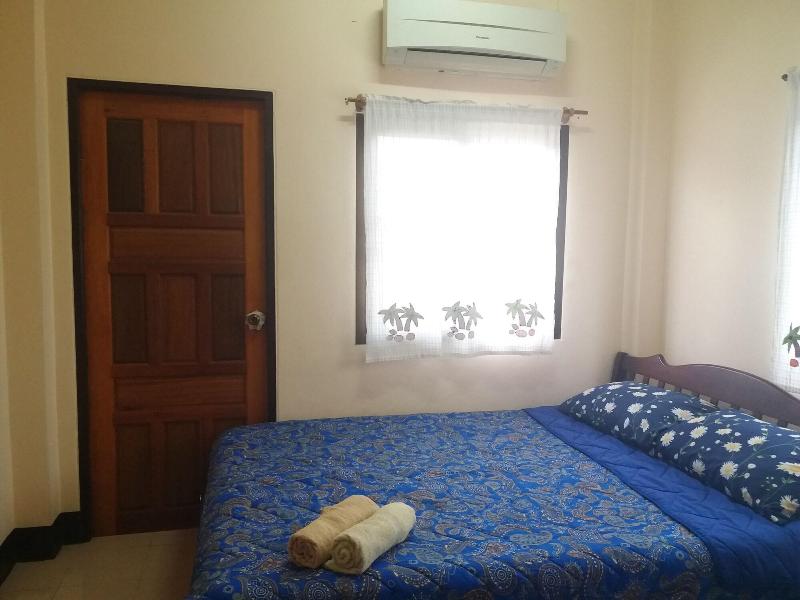 Benya Guest House Phimai image