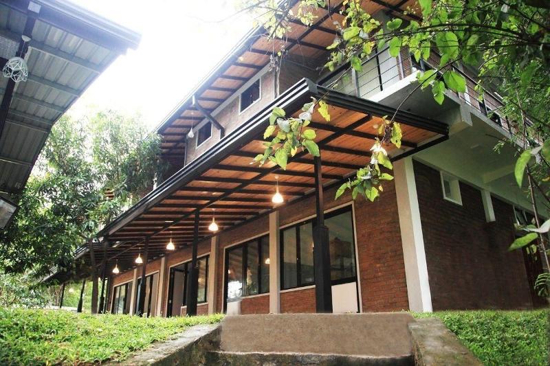 Ele Camp Udawalawa