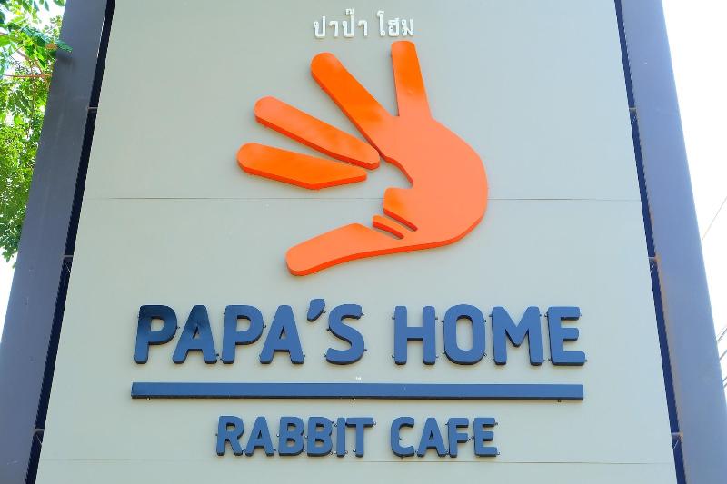 Papa's Home by ZUZU