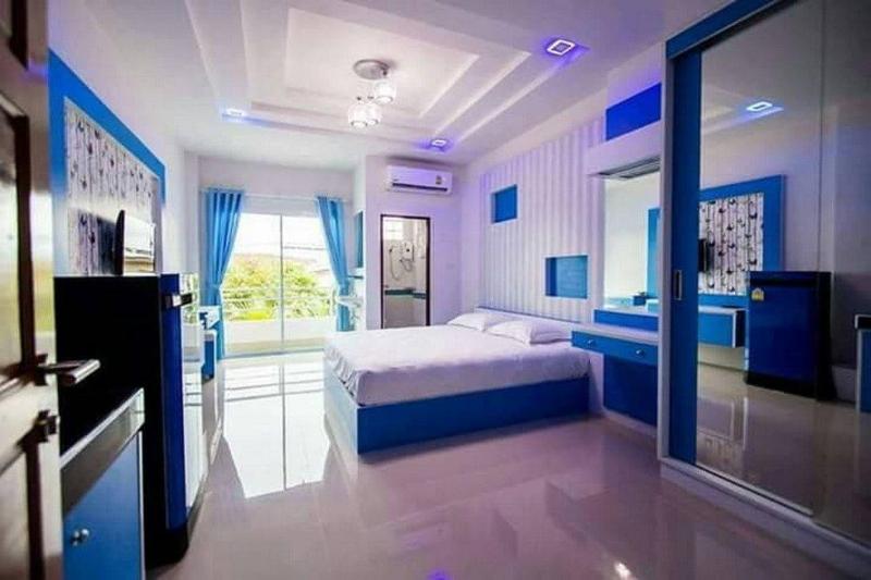 The Linux Garden Hotel image
