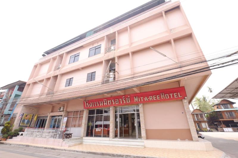 Mitaree Hotel 1 image