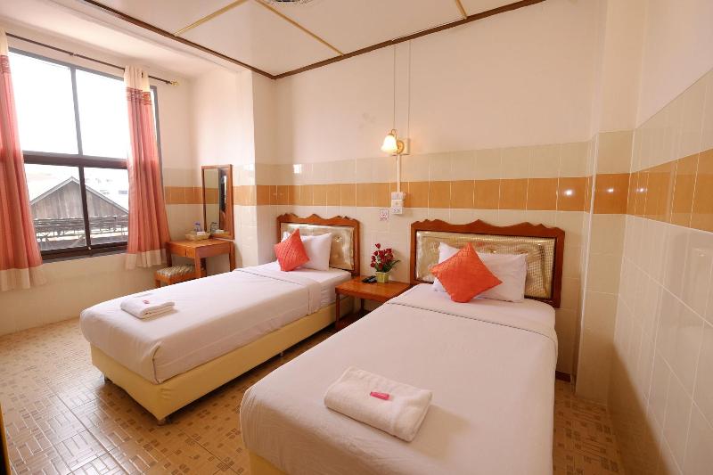 Mitaree Hotel 1 image