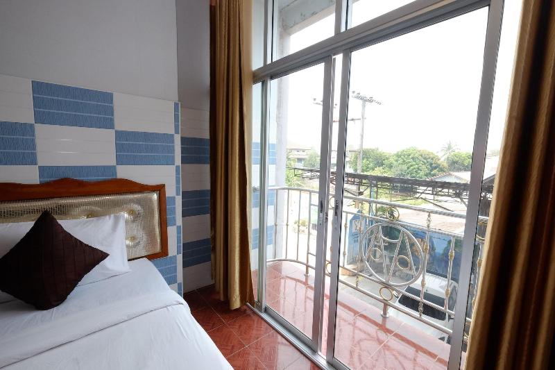 Mitaree Hotel 1 image