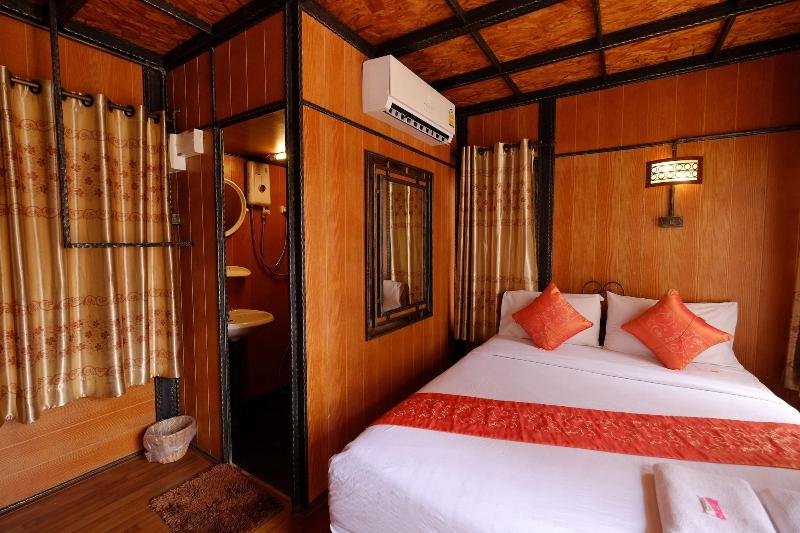 Mitaree Hotel 1 image