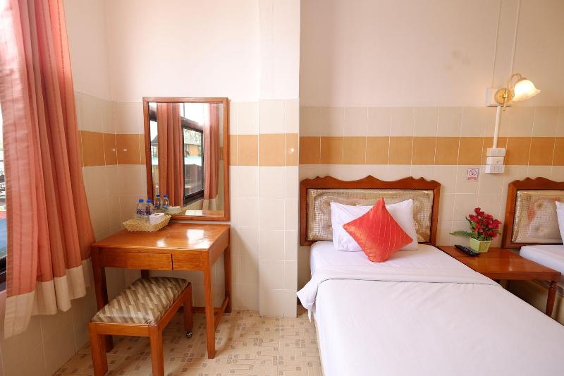 Mitaree Hotel 1 image
