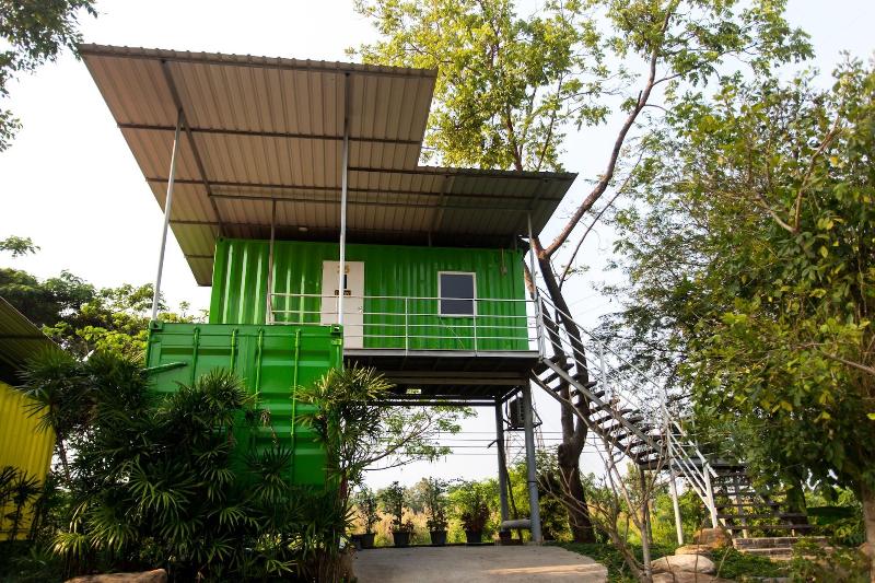 Iron Resort&Hotel image