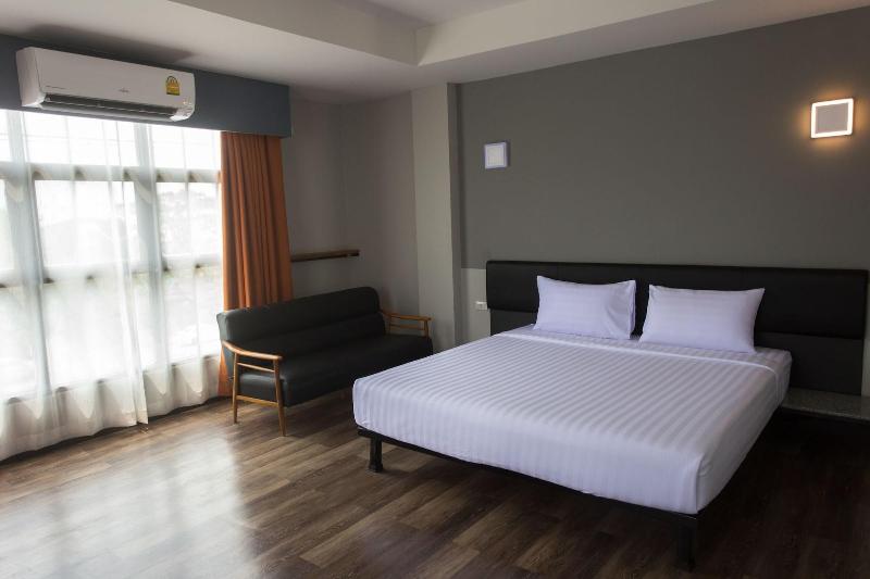 Iron Resort&Hotel image