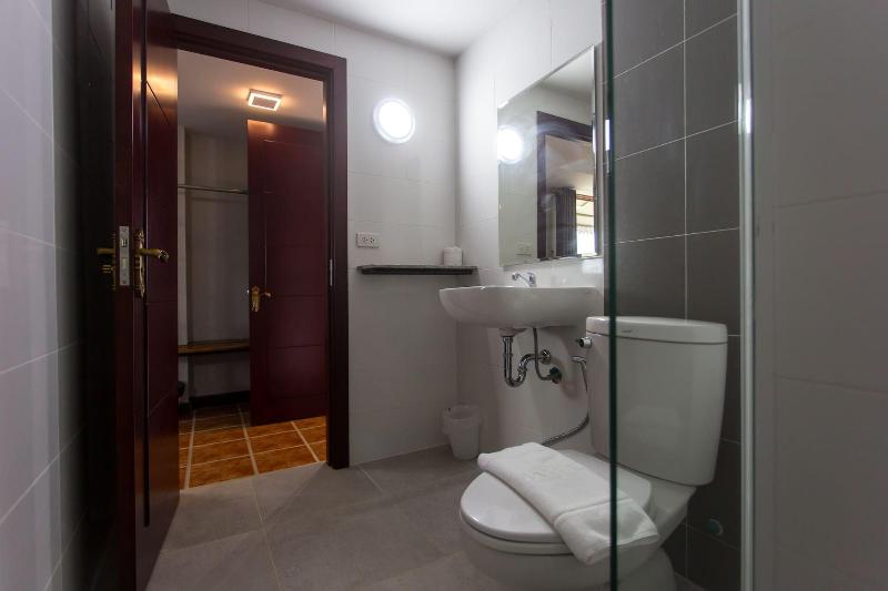 Iron Resort&Hotel image