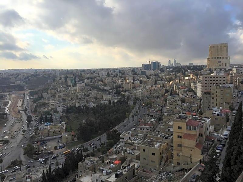 Zaina Plaza Hotel image