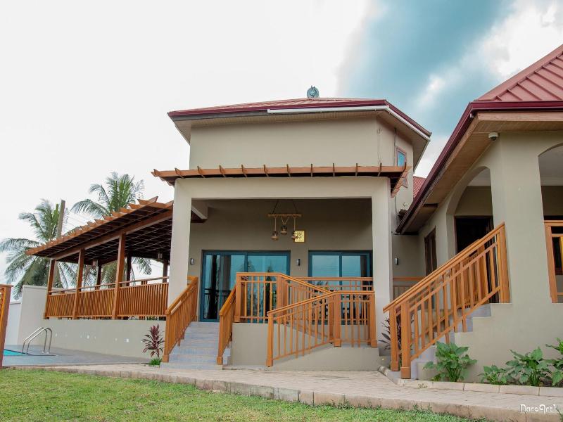 Rainforest Lodge image