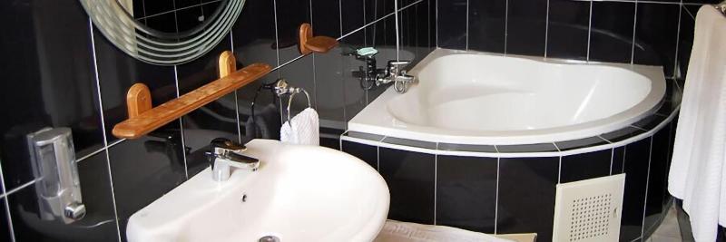 Rainforest Lodge image