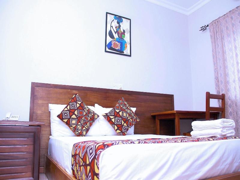 Rainforest Lodge image