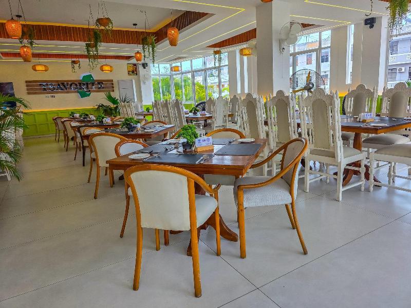 Hotel Sapphire image