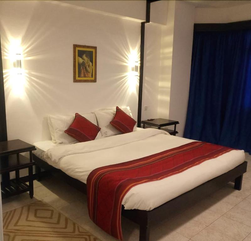 Hotel Sapphire image