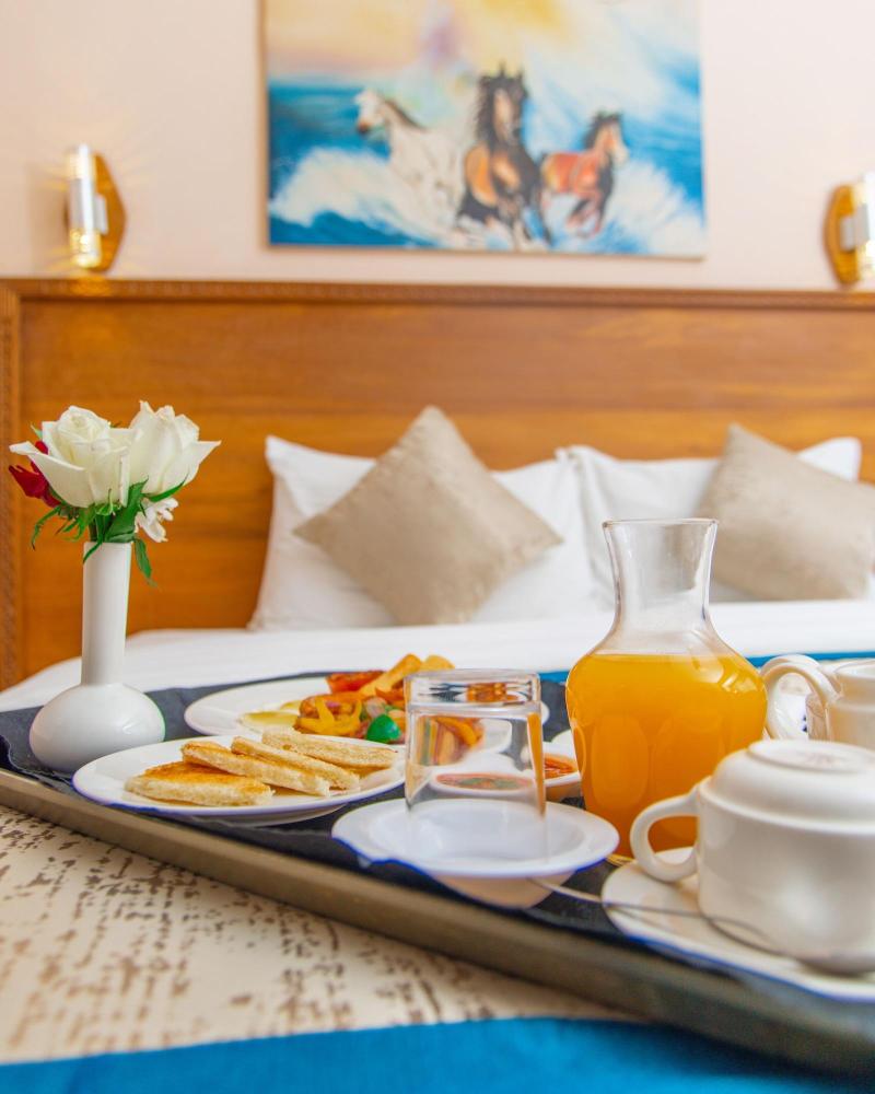 Hotel Sapphire image