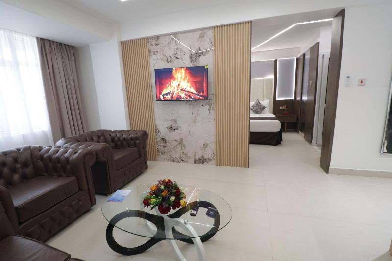 Hotel Sapphire image
