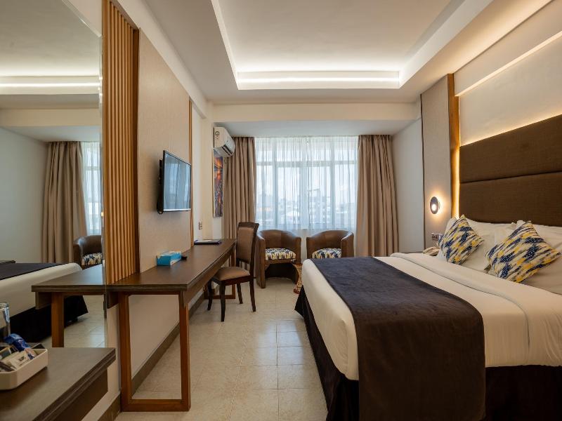 Hotel Sapphire image