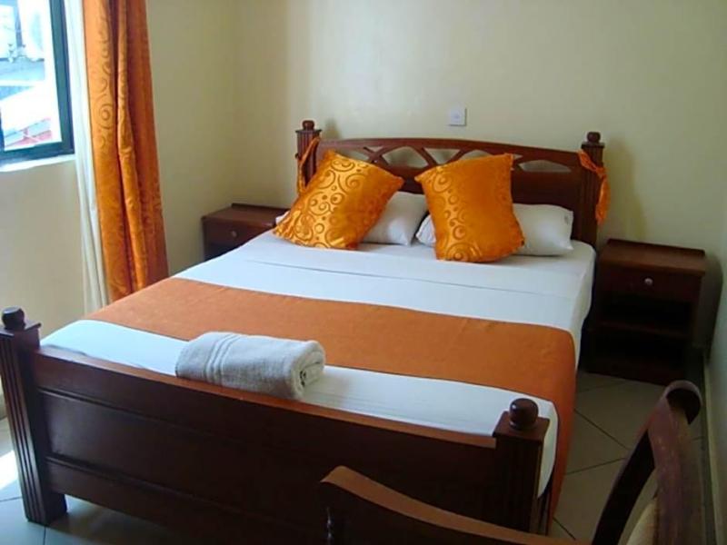 Regency Park Hotel image