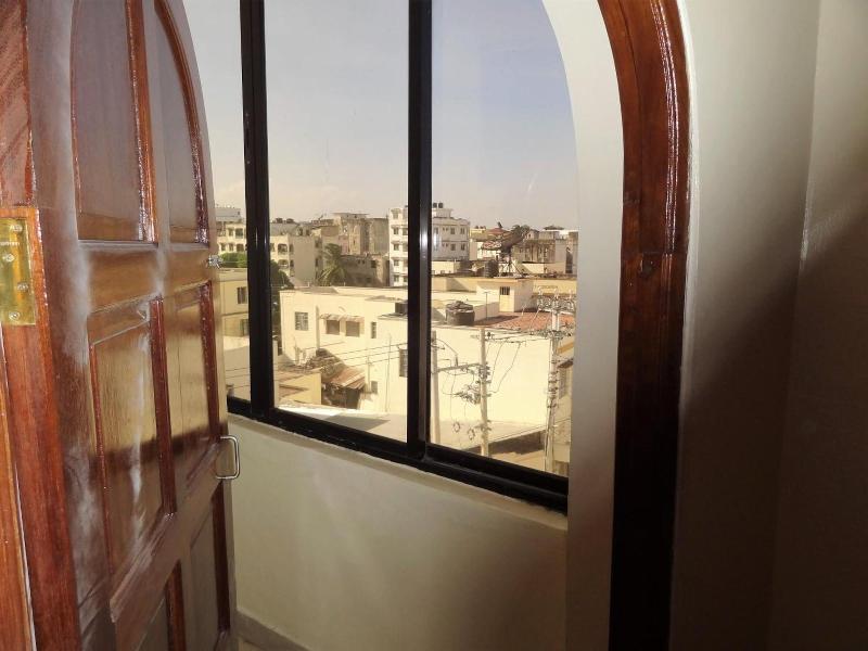 Regency Park Hotel image