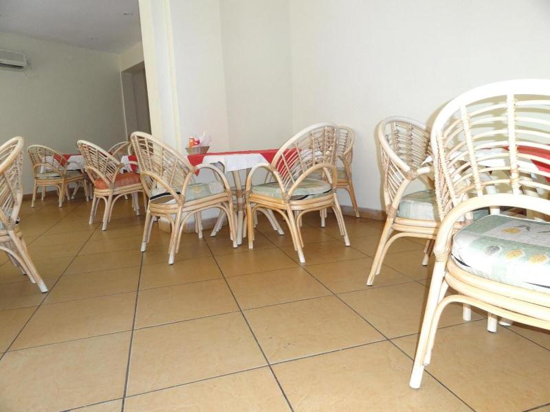 Regency Park Hotel image