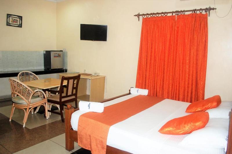 Regency Park Hotel image
