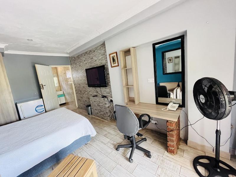 Highlands Lodges And Apartments image