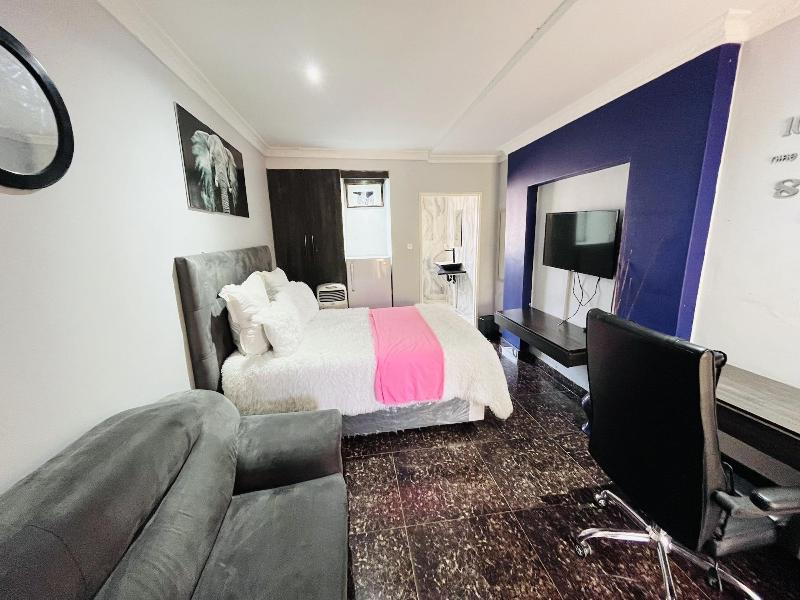 Highlands Lodges And Apartments image
