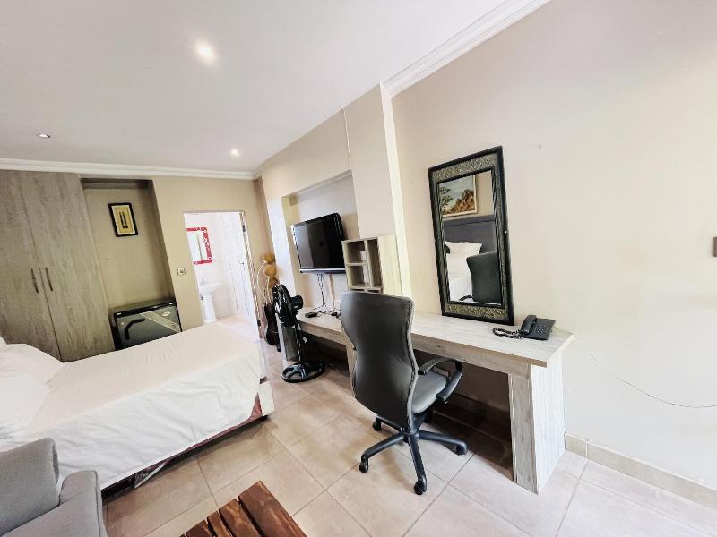 Highlands Lodges And Apartments image