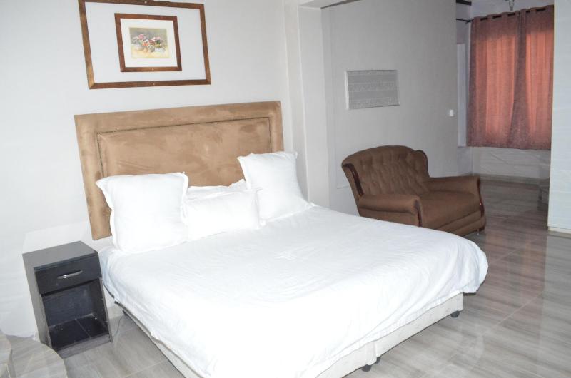 Highlands Lodges And Apartments image
