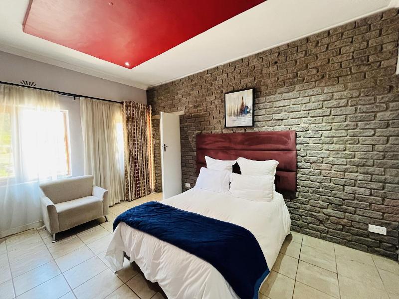 Highlands Lodges And Apartments image
