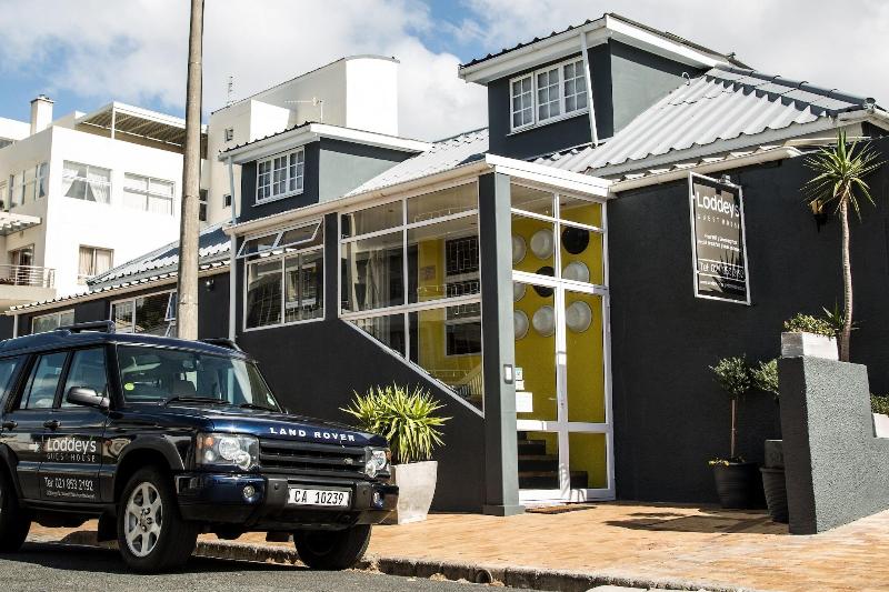 Loddeys Guesthouse image