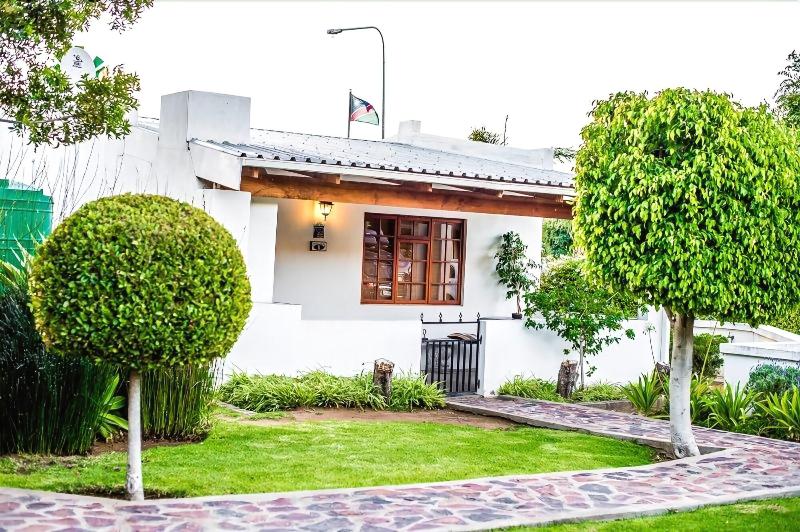 Kleinplasie Guesthouse