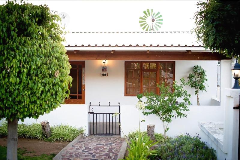 Kleinplasie Guesthouse