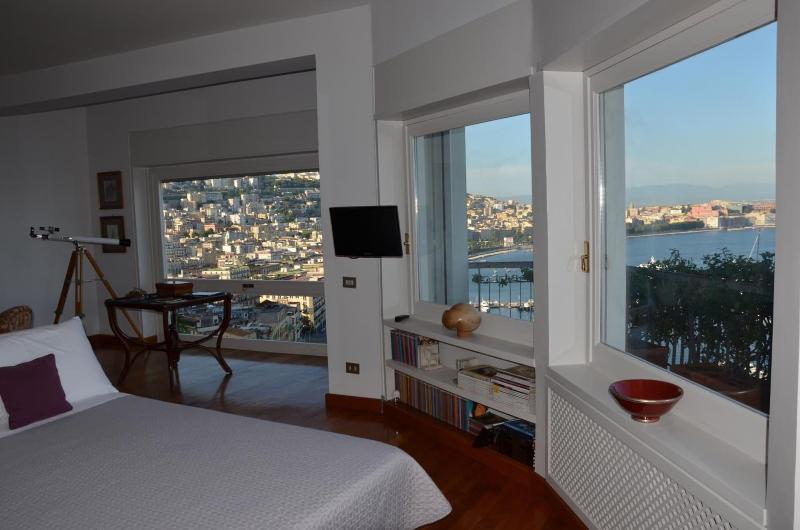 Suite 52 image