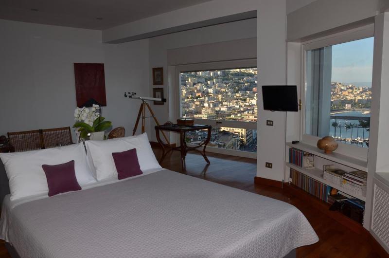 Suite 52 image