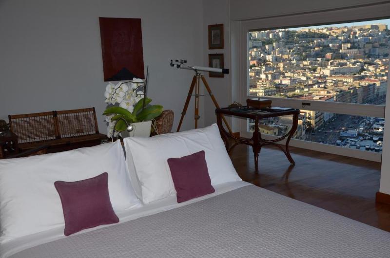 Suite 52 image