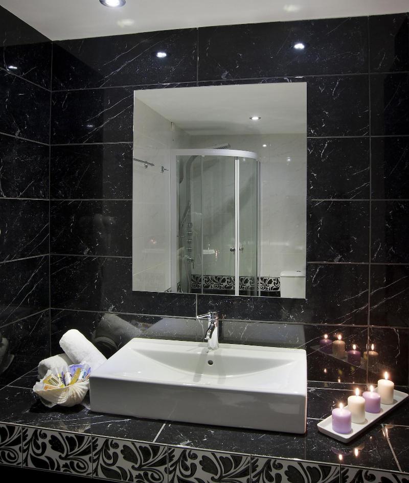 Aberratio Boutique Hotel image