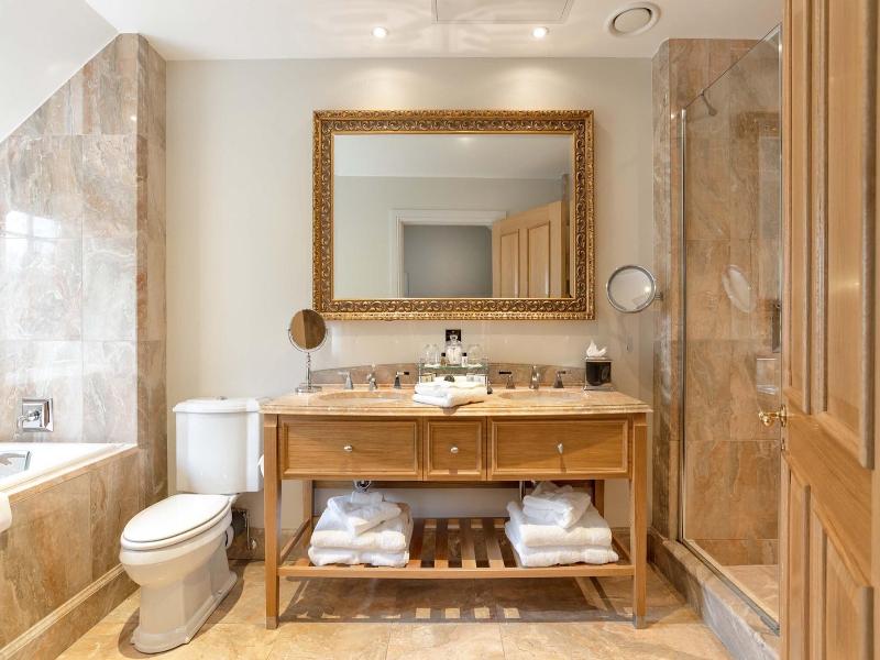 Trump Macleod House & Lodge image