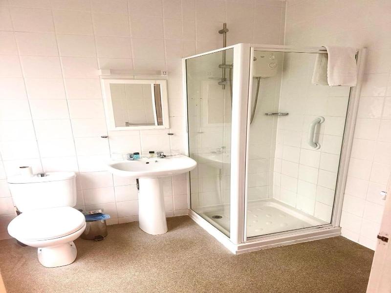 Wash And Tope image