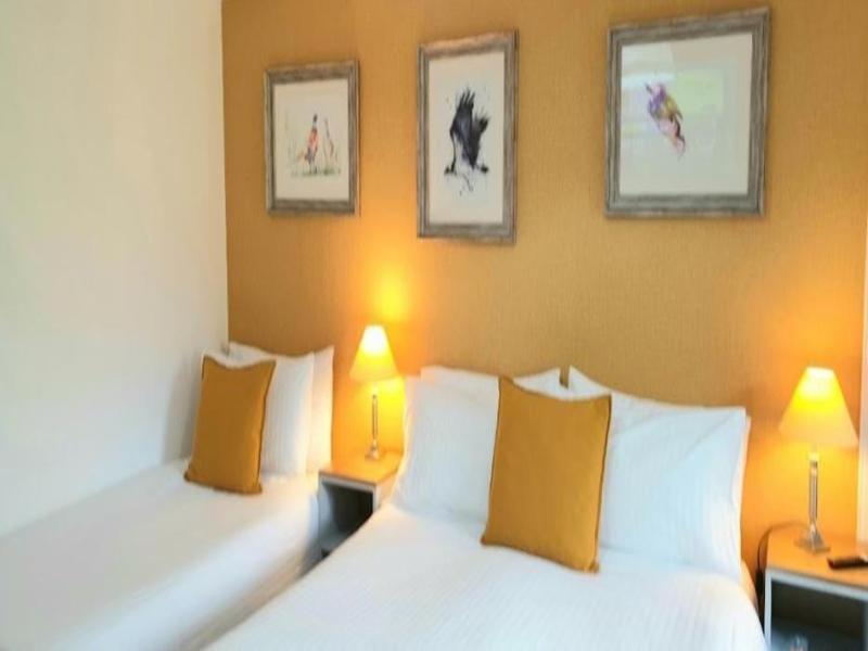 The Crossing Hotel image