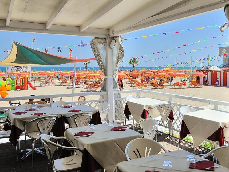 Hotel & Residence Cavalluccio Marino image